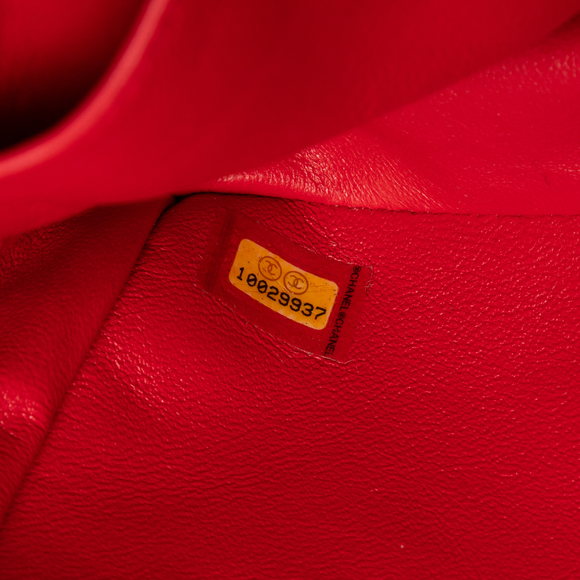 Chanel East West Flap - Picture 11 of 11